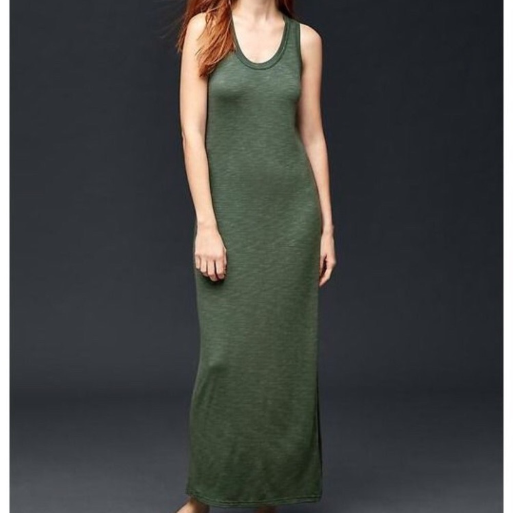Gap Petite Maxi Dress in Olive Green